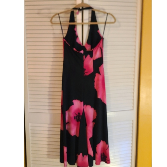 Tropical large flower black/pink Bebe Dress - Picture 2 of 7